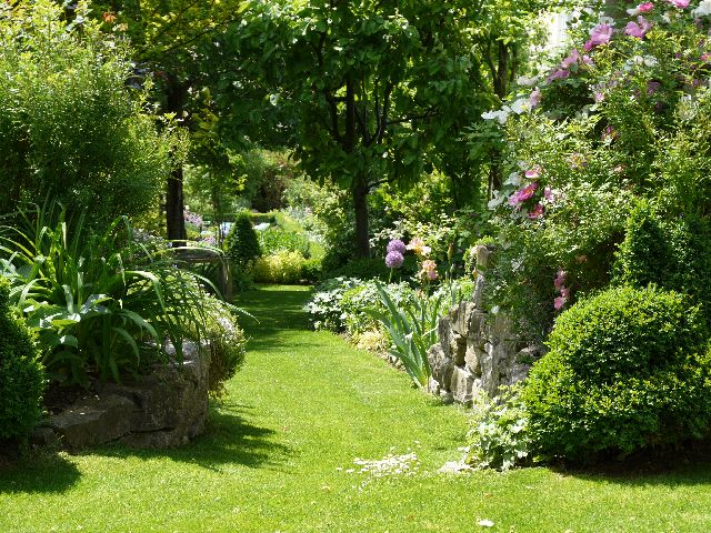 Garten W�st Frickenhausen